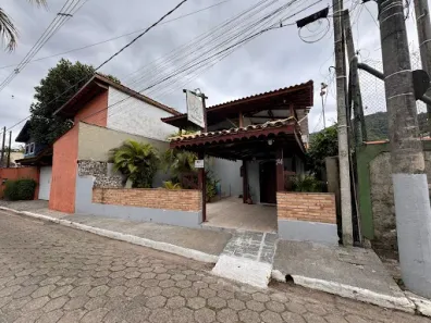 Imóvel Comercial com 12 Quartos à venda, 403m² no Boiçucanga, São Sebastião