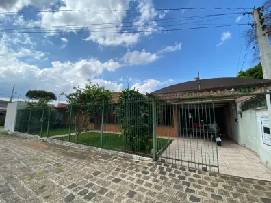 Casa com 3 Quartos à venda, 282m² no Parolin, Curitiba