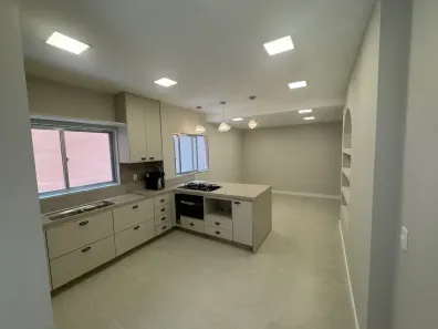Casa com 5 Quartos à venda, 360m² no Grajaú, Rio de Janeiro