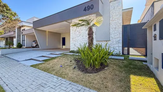 Casa de Condomínio com 3 Quartos à venda, 187m² no Piracangaguá, Taubaté