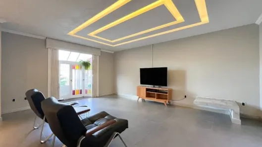 Casa com 3 Quartos à venda, 237m² no Jardim Itu, Porto Alegre