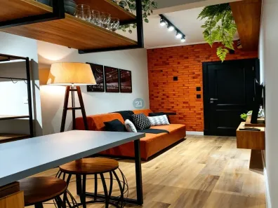 Apartamento com 1 Quarto para alugar, 25m² no Centro, Florianópolis
