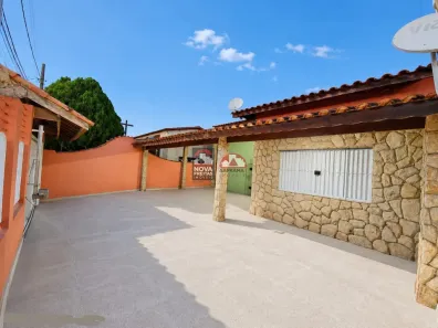 Casa com 3 Quartos para alugar, 130m² no Praia das Palmeiras, Caraguatatuba