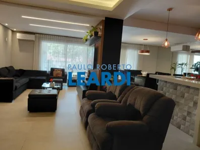Sobrado com 4 Quartos à venda, 278m² no Vila Nova Caledônia, São Paulo