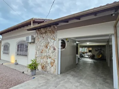 Casa com 3 Quartos à venda, 220m² no Rio Grande, Palhoça