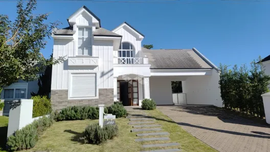 Casa de Condomínio com 3 Quartos à venda, 243m² no Jardim Europa, Santa Cruz do Sul