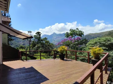 Casa com 4 Quartos à venda, 196m² no Retiro, Petrópolis