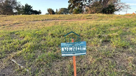 Lote/Terreno à venda, 250m² no Colinas do Castelo, Jaguariúna