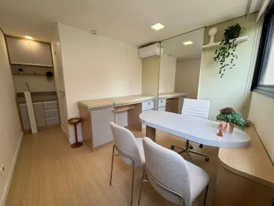 Sala Comercial com 1 Quarto para alugar, 14m² no Jardim Nélia, São Paulo
