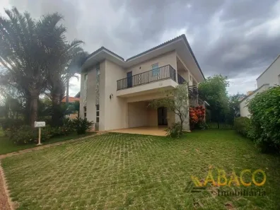 Sobrado com 4 Quartos para alugar, 267m² no Swiss Park Residencial, São Carlos