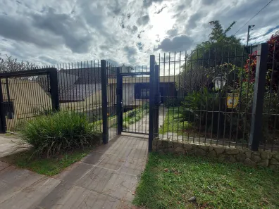 Casa com 4 Quartos à venda, 470m² no Chácara das Pedras, Porto Alegre