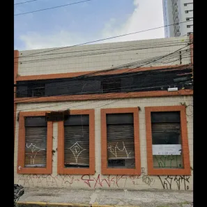 Prédio Comercial com 10 Quartos para alugar, 600m² no Paissandu, Recife
