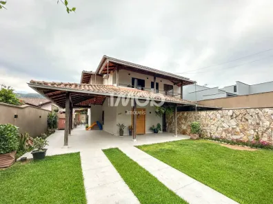 Casa com 3 Quartos à venda, 230m² no Ilha da Figueira, Jaraguá do Sul