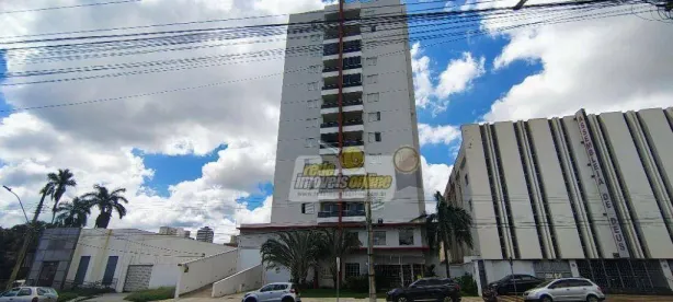 Apartamento com 3 Quartos para alugar, 100m² no Centro, Uberaba