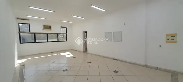 Sala Comercial para alugar, 48m² no João Paulo, Florianópolis