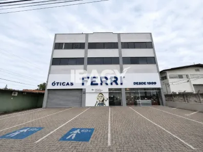 Apartamento com 2 Quartos para alugar, 66m² no Serraria, São José
