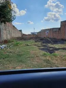 Imóvel Comercial à venda, 176m² no Conjunto Habitacional Isaura Pitta Garms, Bauru