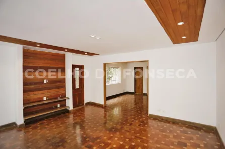 Casa com 2 Quartos à venda, 220m² no Pinheiros, São Paulo