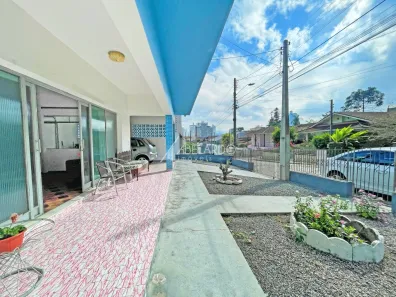 Casa com 3 Quartos à venda, 172m² no Velha, Blumenau