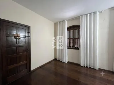 Casa com 3 Quartos à venda, 180m² no Barreira Cravo, Volta Redonda