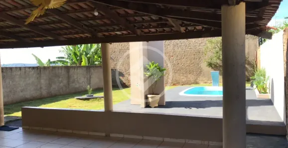 Casa com 2 Quartos à venda, 120m² no Estância Jequitimar, Caldas Novas