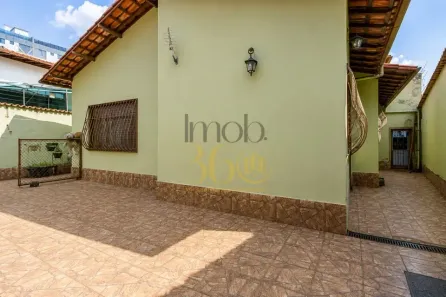 Casa com 4 Quartos à venda, 191m² no Jardim Riacho das Pedras, Contagem