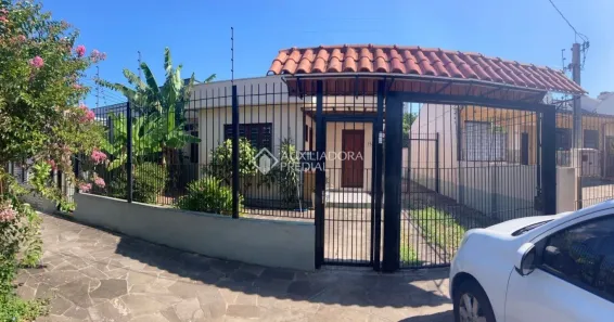 Casa com 3 Quartos à venda, 156m² no Jardim Itu, Porto Alegre