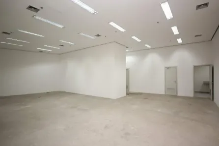 Ponto Comercial para alugar, 325m² no Santa Efigênia, Belo Horizonte