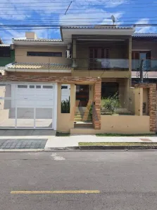 Casa com 4 Quartos para alugar, 220m² no Parque da Matriz, Cachoeirinha
