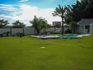 Casa de Condomínio com 6 Quartos para alugar, 610m² no Jardim Botânico (Sousas), Campinas