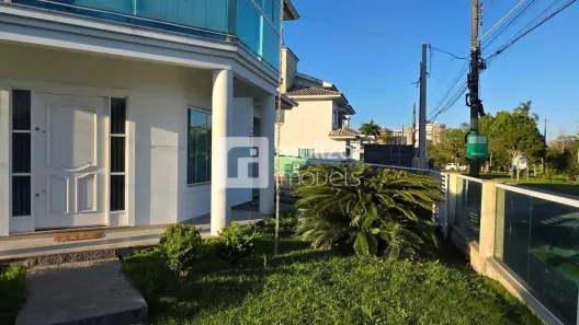 Casa com 4 Quartos para alugar, 328m² no Pedra Branca, Palhoça
