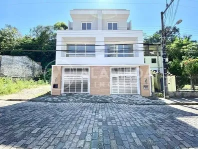 Casa com 3 Quartos à venda, 185m² no Vila Nova, Blumenau