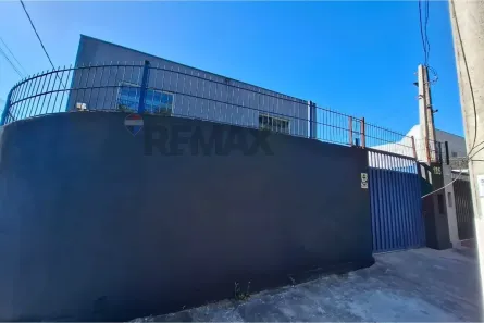 Casa com 1 Quarto à venda, 300m² no Centro, Sumaré