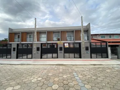 Casa com 2 Quartos à venda, 78m² no Floresta, Joinville
