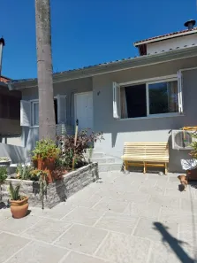 Casa com 3 Quartos à venda, 110m² no Santa Lúcia, Caxias do Sul