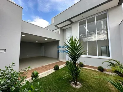 Casa com 3 Quartos à venda, 220m² no Parque Universitário, Americana