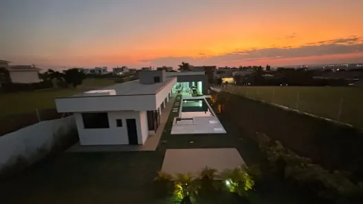 Casa de Condomínio com 4 Quartos à venda, 396m² no Kurumin, Itu
