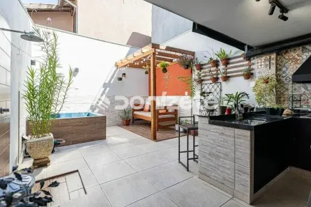 Sobrado com 3 Quartos à venda, 221m² no Vila Assunção, Santo André