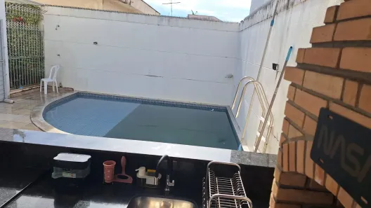 Sobrado com 4 Quartos à venda, 318m² no Jardim Virginia Bianca, São Paulo