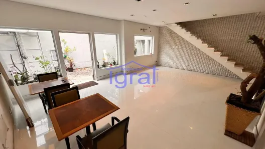 com 1 Quarto para alugar, 200m² no Planalto Paulista, São Paulo