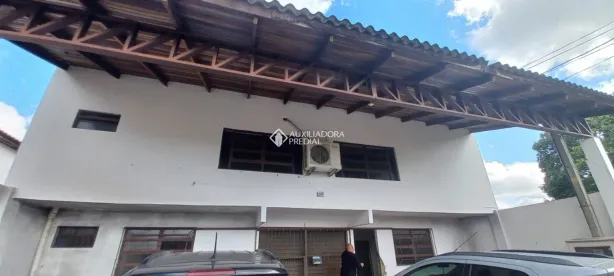 Galpão/Depósito/Armazém à venda, 322m² no Rubem Berta, Porto Alegre