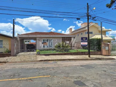 Casa com 2 Quartos à venda, 117m² no Centro, Ponta Grossa