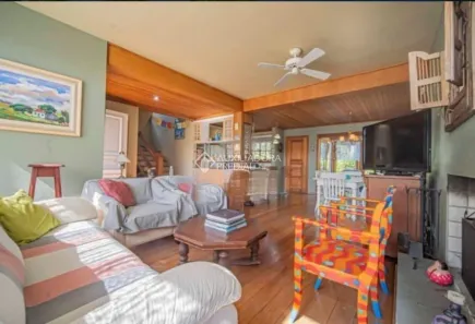 Casa de Condomínio com 4 Quartos à venda, 216m² no Quinta da Serra, Canela