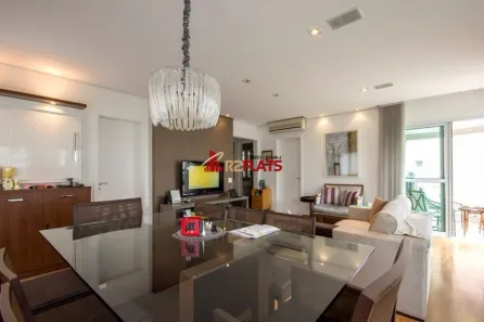 Flat com 2 Quartos para alugar, 105m² no Cerqueira César, São Paulo