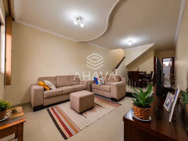 Casa com 3 quartos — Santa Mônica, Belo Horizonte