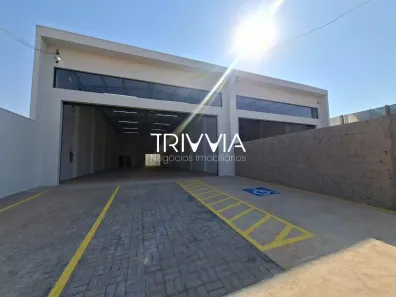 Galpão/Depósito/Armazém para alugar, 250m² no Aclimação, Uberlândia