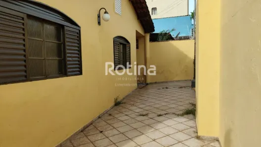 Casa com 4 Quartos para alugar, 169m² no Daniel Fonseca, Uberlândia