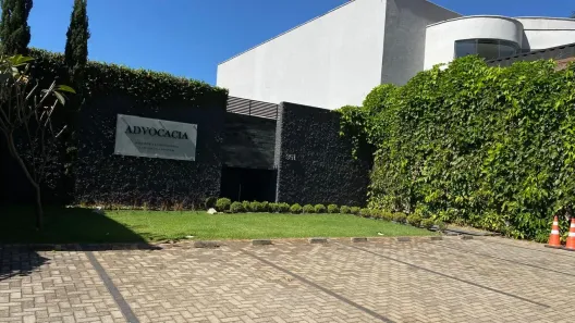 Ponto Comercial com 8 Quartos para alugar, 270m² no Setor Marista, Goiânia