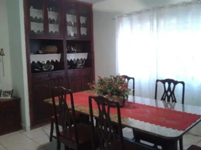 Casa com 5 Quartos à venda, 430m² no Três Barras, Contagem