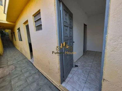 Casa com 2 Quartos para alugar, 30m² no Padroeira, Osasco